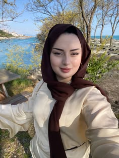 Nurbeyzaa52